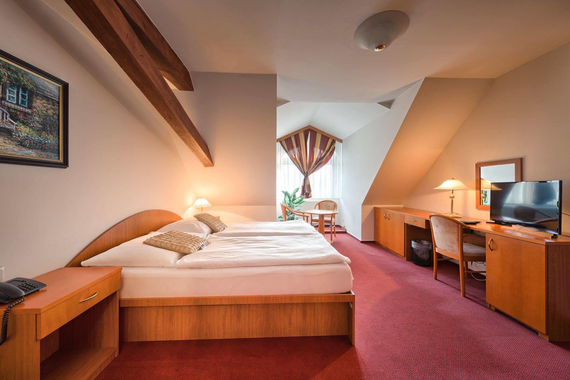 Hotel Wellness Babylon 4*